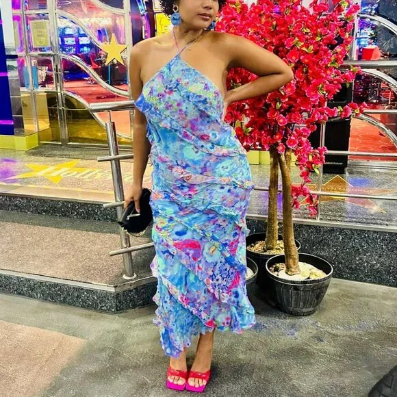 zara halter ruffle long dress NWT Zara Watercolor Printed Ruffle Trim Halter Maxi Dress Size L is  available for purchase on au PAY Market - Imported Goods Online Store  Co.Ltd. | au PAY Market